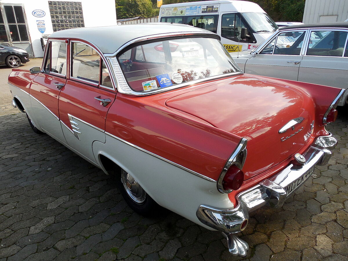 17 M P2 de Luxe 4-türer von 1960 error_file_does_not_exist