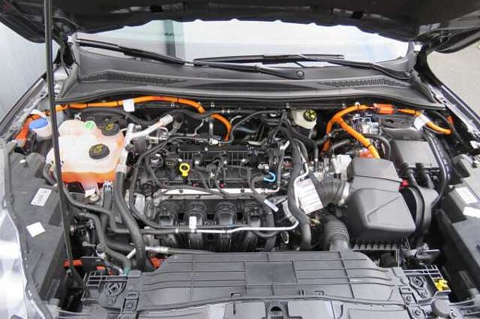 Ford Kuga PHEV ST-LINE X/Pano/AHK/20 Zoll Alu