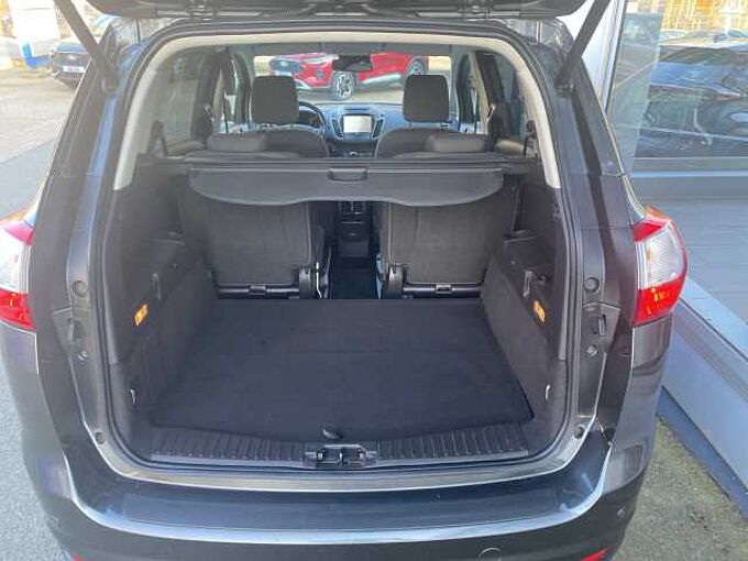 Ford Grand C-MAX Titanium 1. Hdn.