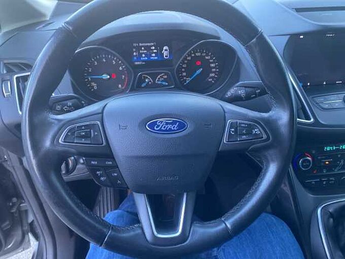 Ford Grand C-MAX Titanium 1. Hdn.