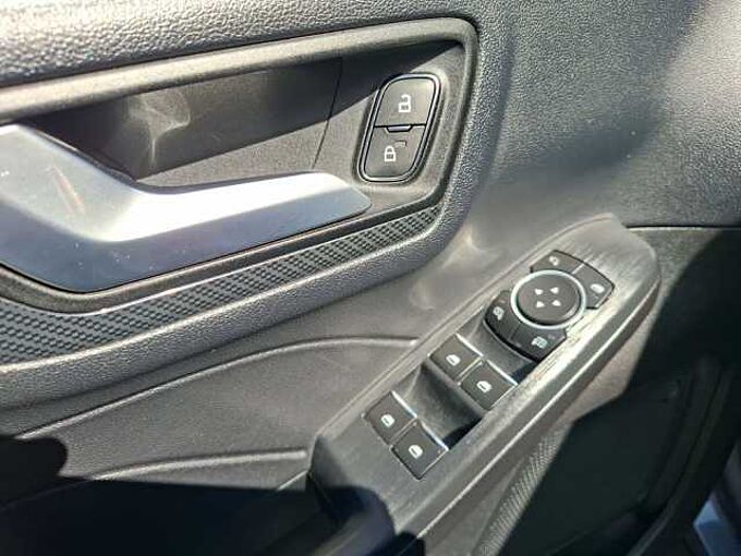 Ford Kuga ST Line AHK 1.8To , 1. Hdn. NAVI RFK