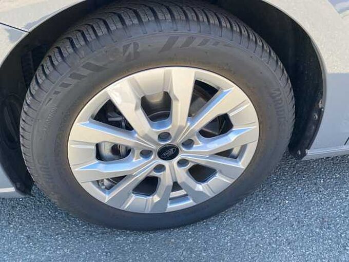 Ford Grand Tourneo PHEV Connect Titanium L2