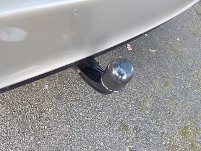 SKODA Superb 4x4 Elegance AHK NAVI