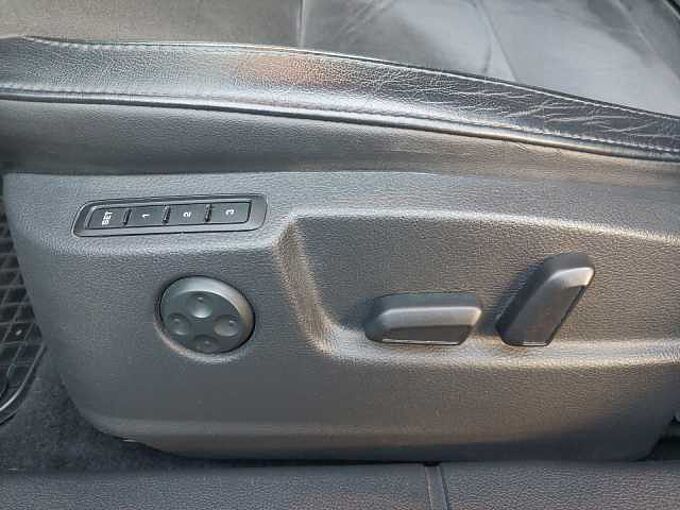 SKODA Superb 4x4 Elegance AHK NAVI