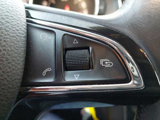 SKODA Superb 4x4 Elegance AHK NAVI