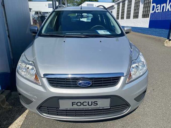 Ford Focus 1.6i Turnier AHK