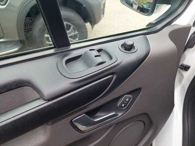 Ford Custom Kombi 2.0 TDCI Mild Hybrid L1H2 9-Sitzer