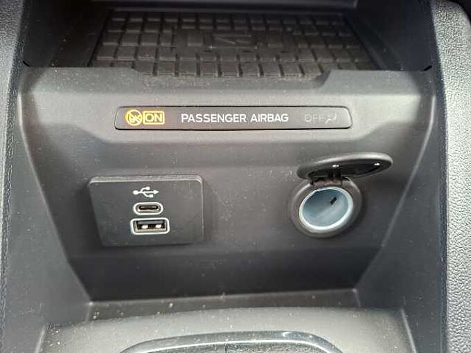 Ford Tourneo Courier Active Navi