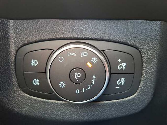 Ford Tourneo Courier Active Navi