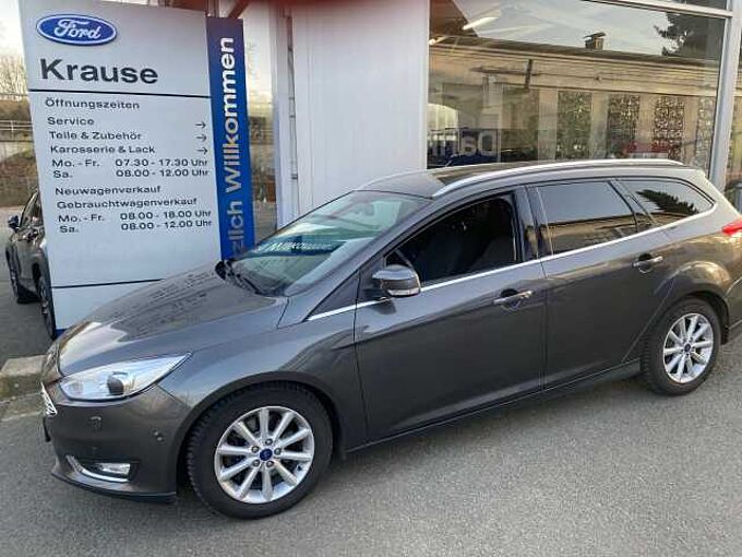 Ford Focus Titanium Automatic Neuer Motor