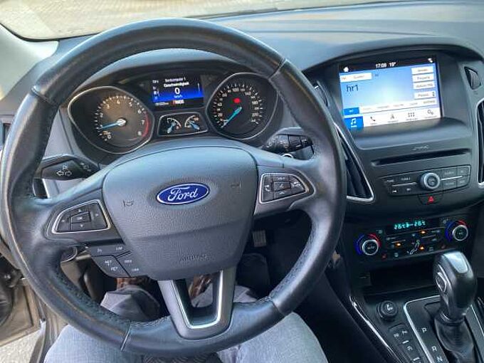 Ford Focus Titanium Automatic Neuer Motor