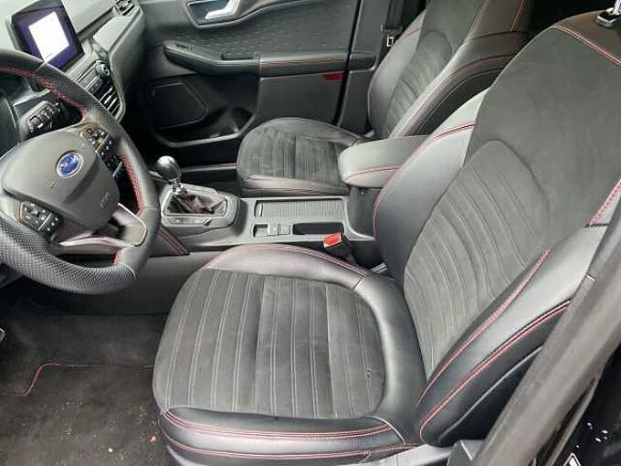 Ford Kuga ST Line X B&O Navi