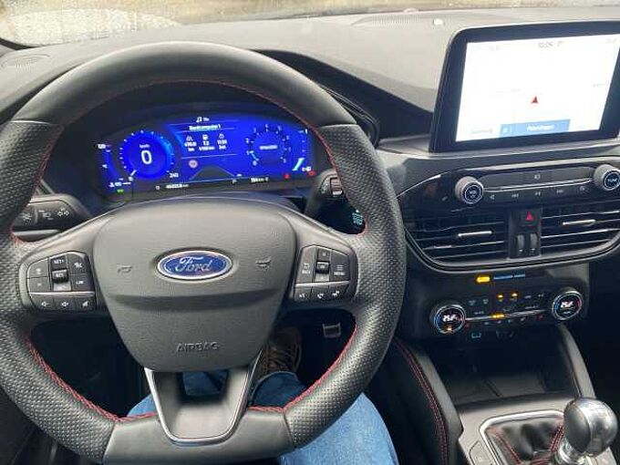 Ford Kuga ST Line X B&O Navi