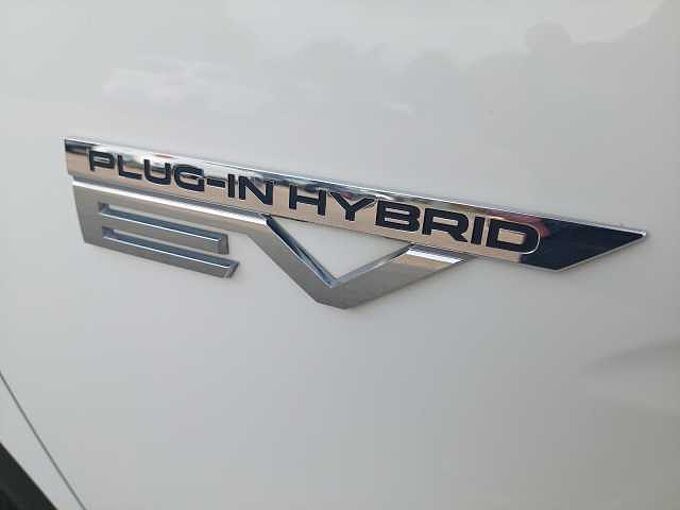 Mitsubishi Eclipse Cross Plug-in Hybrid 4x4 Plug-in Hybrid AHK 1. Hand