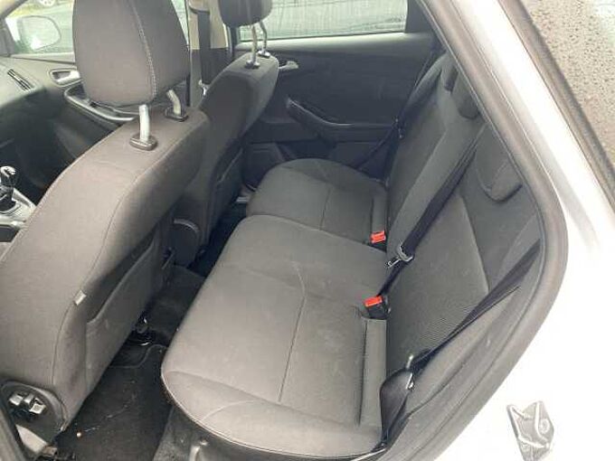 Ford Focus Turnier Business Klimaautom. LM