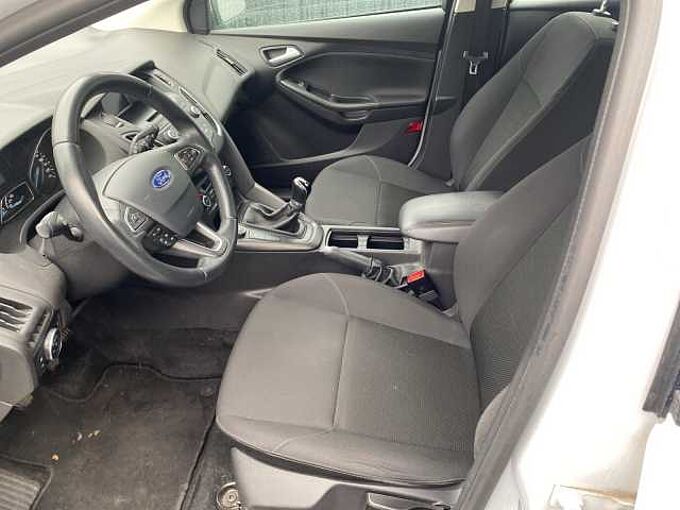 Ford Focus Turnier Business Klimaautom. LM