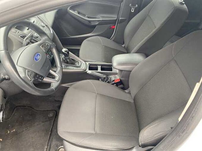 Ford Focus Turnier Business Klimaautom. LM