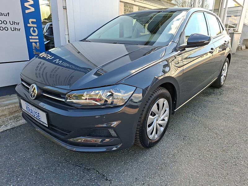 Volkswagen Polo VI 1.0 Comfortline