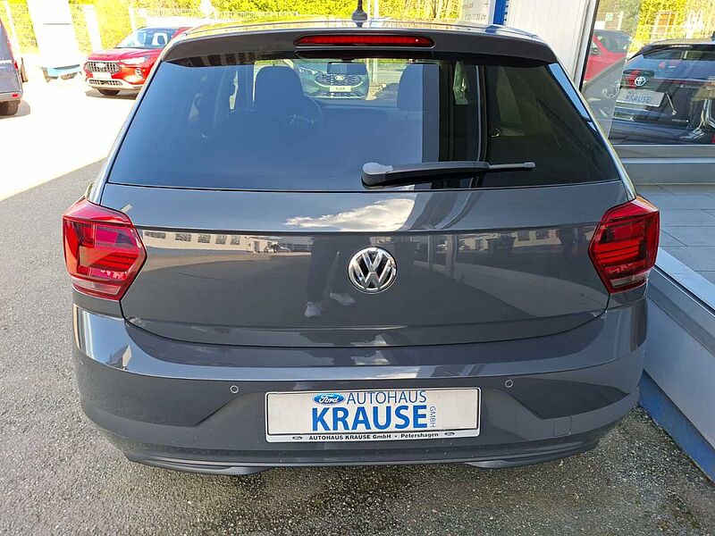Volkswagen Polo VI 1.0 Comfortline