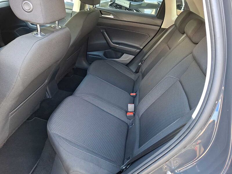 Volkswagen Polo VI 1.0 Comfortline