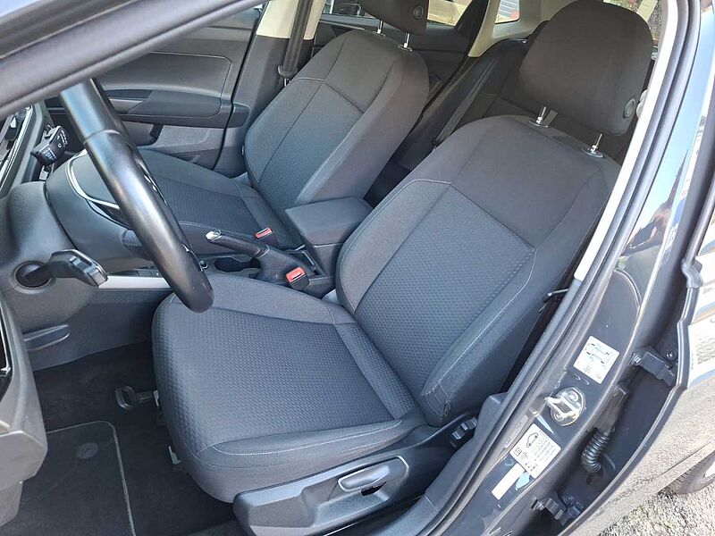 Volkswagen Polo VI 1.0 Comfortline