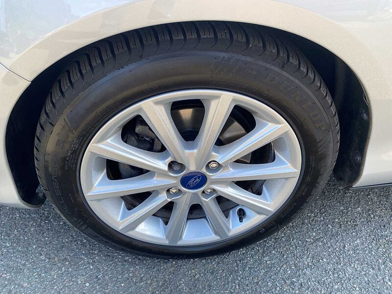 Ford B-MAX 1.6 Titanium Autom. Navi RFK 1.Hdn / 59TKM