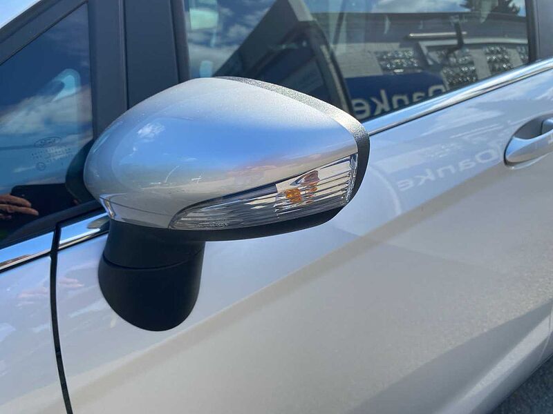 Ford B-MAX 1.6 Titanium Autom. Navi RFK 1.Hdn / 59TKM