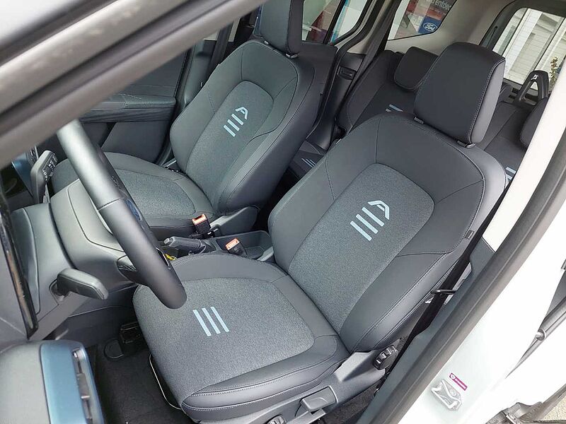 Ford Tourneo Courier Active Automatic Navi