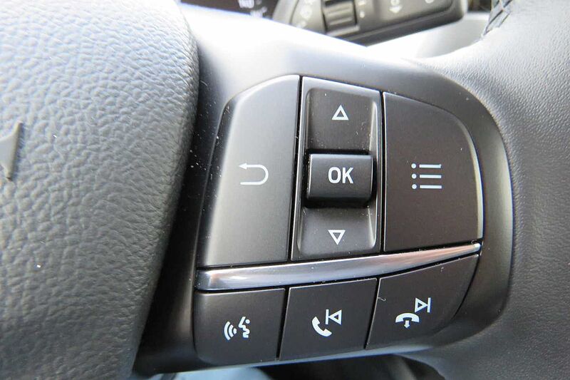 Ford Focus Turnier Titanium Hybrid Navi LED