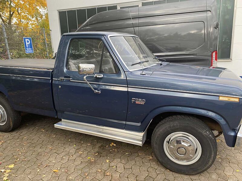 Ford F250 7.5 V8 Pick up Automatic