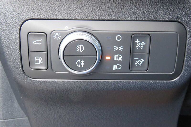 Ford Kuga PHEV ST-LINE X/Pano/AHK/20 Zoll Alu