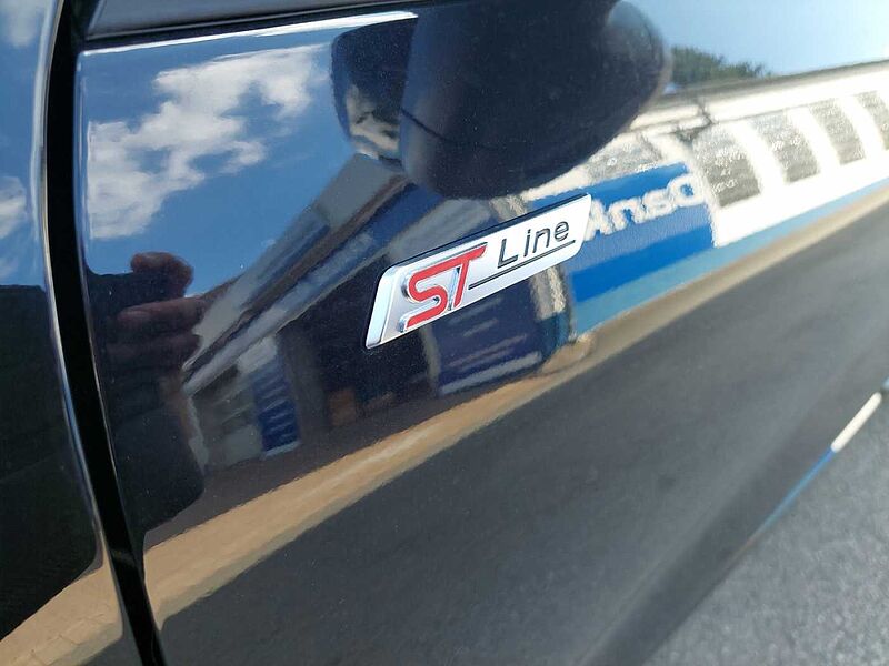 Ford Kuga 1.5 ST-Line Automatic