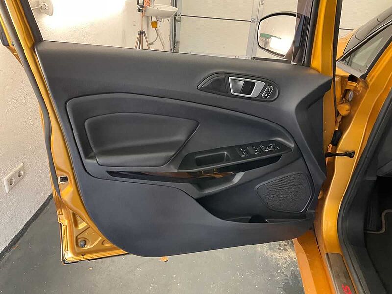 Ford EcoSport ST Line Automatic AHK Navi