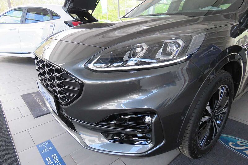 Ford Kuga ST LineX Hybrid Navi