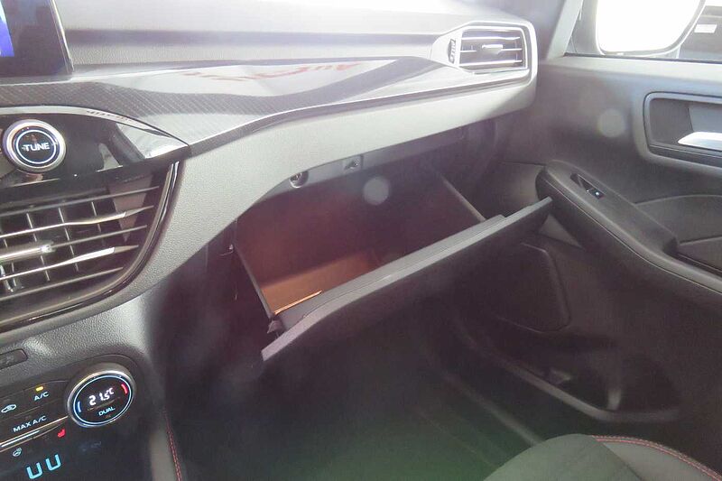 Ford Kuga ST LineX Hybrid Navi