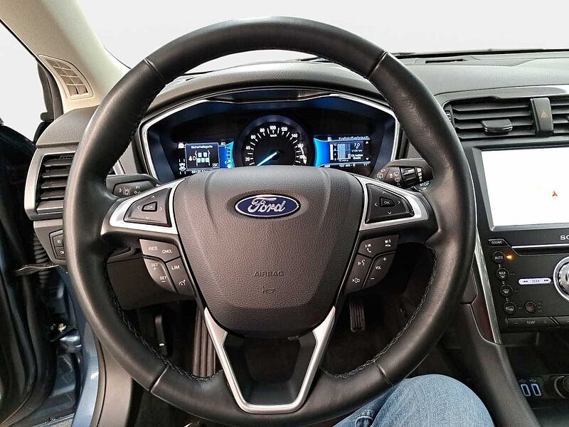 Ford Mondeo Turnier Titanium Hybrid AHK