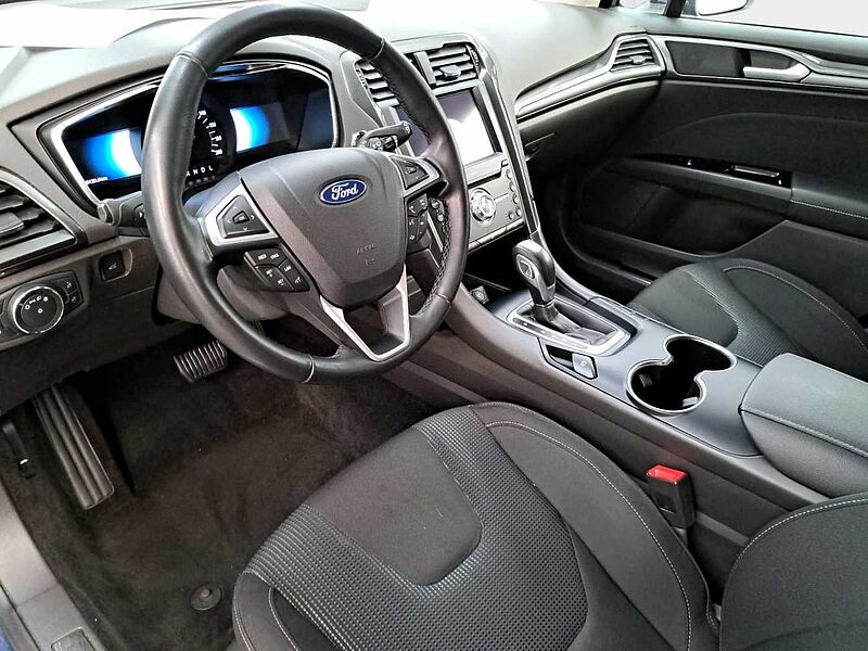 Ford Mondeo Turnier Titanium Hybrid AHK