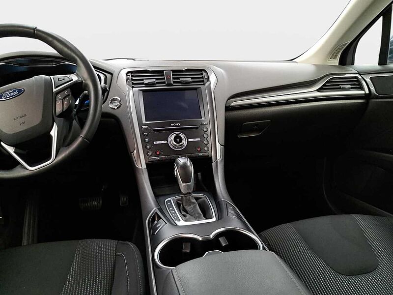 Ford Mondeo Turnier Titanium Hybrid AHK