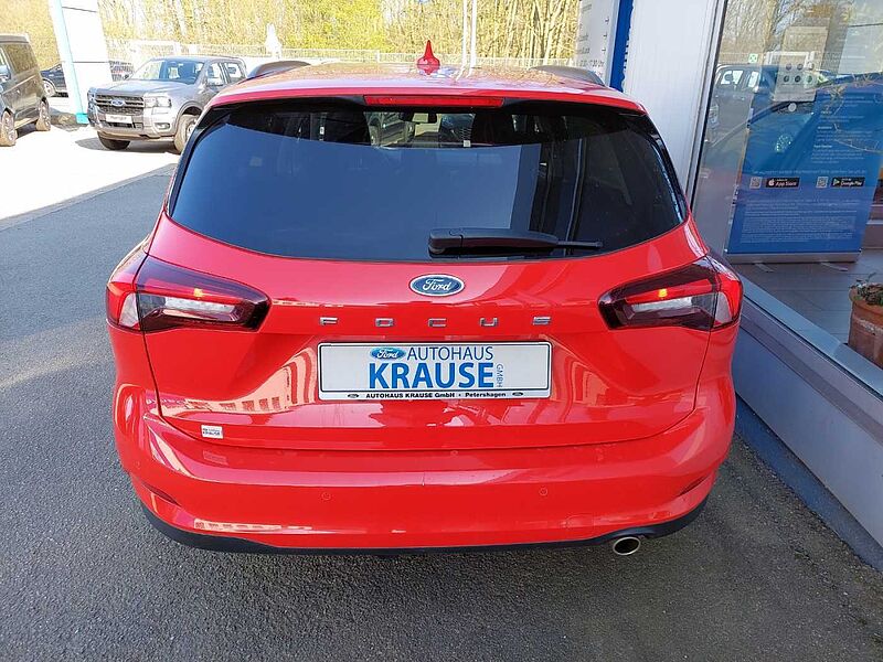 Ford Focus Cool&Connect AHK