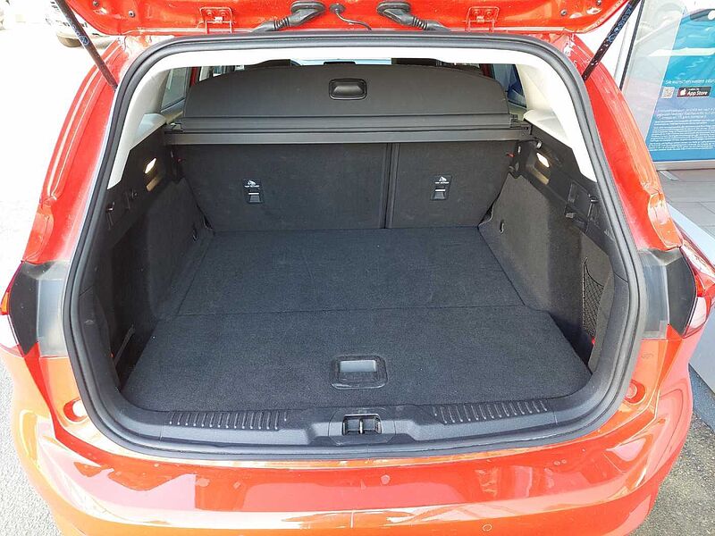 Ford Focus Cool&Connect AHK