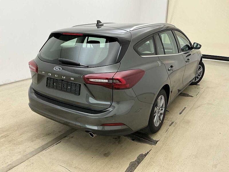 Ford Focus Titanium Hybrid Automatic Navi