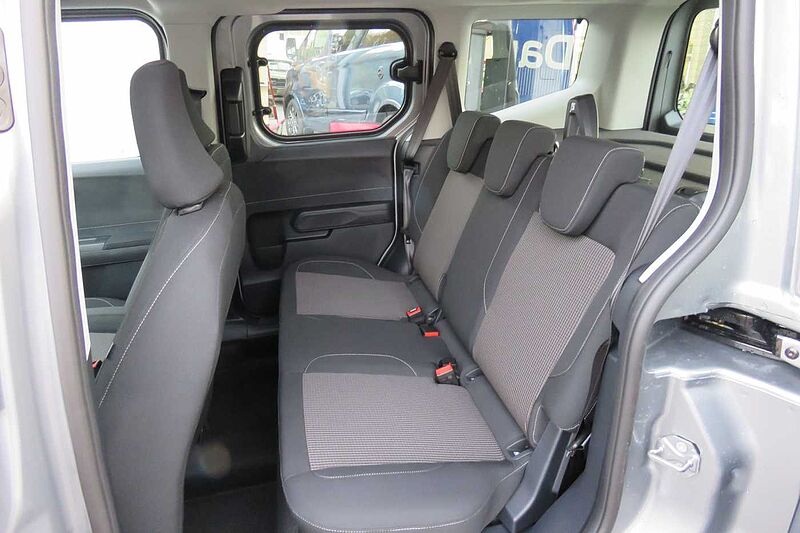 Ford Tourneo Courier Trend Automatic