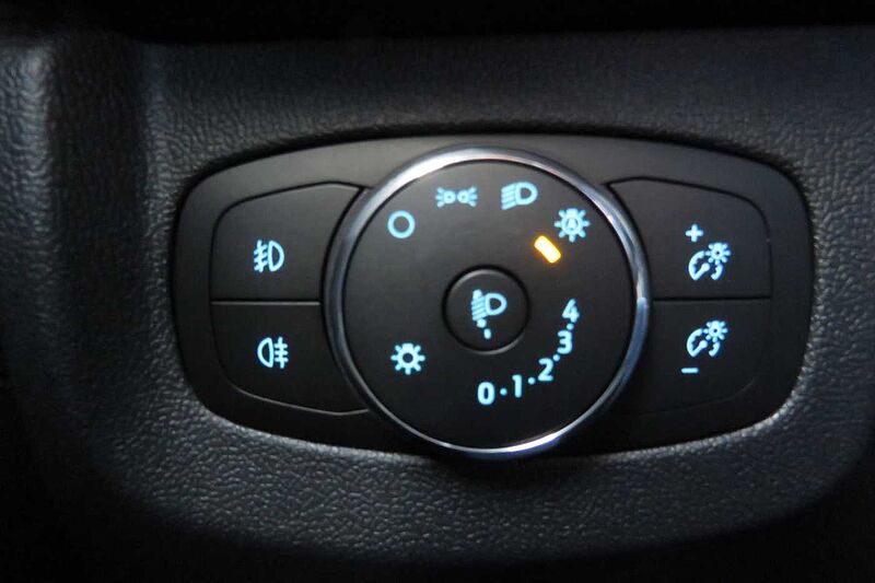 Ford Tourneo Courier Trend Automatic