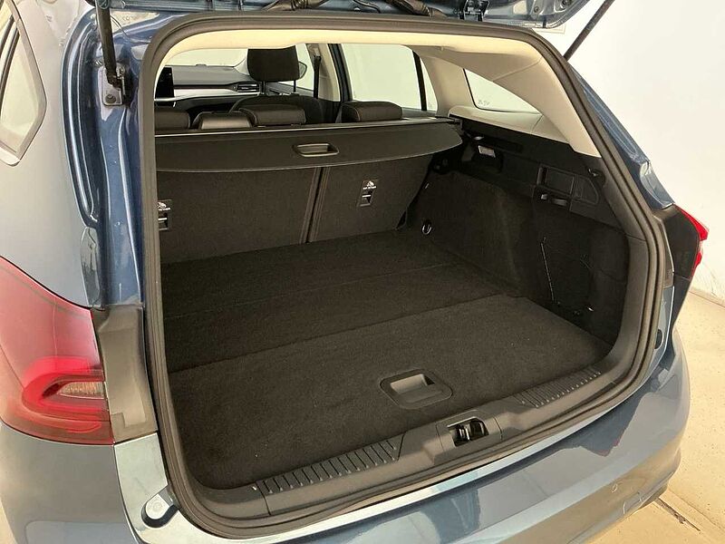 Ford Focus Titanium Hybrid Automatic 4TKM