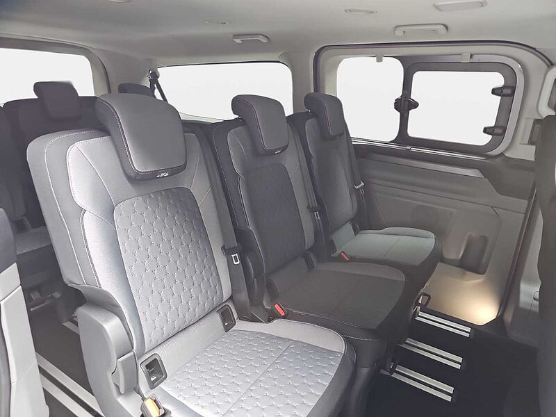 Ford Tourneo Custom 320 L2 Automatic Titanium 125kw