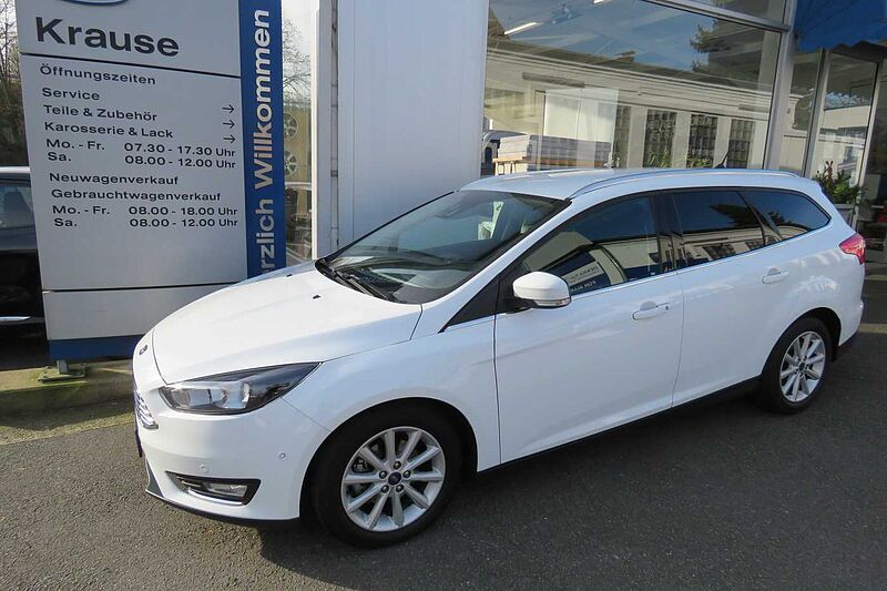 Ford Focus Turnier Titanium Navi AHK 85TKM