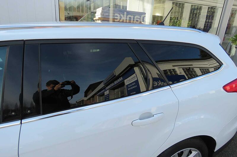 Ford Focus Turnier Titanium Navi AHK 85TKM