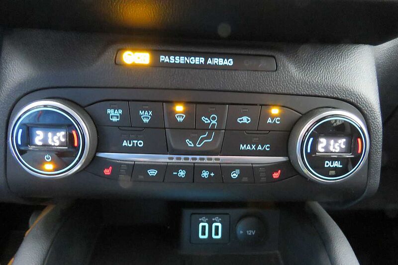 Ford Kuga 2.5 PlugIn Hybrid TITANIUM X AHK Navi