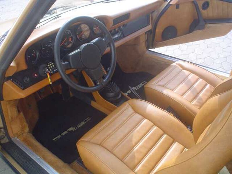 Porsche Verkauft : 911 SC Targa 3.0 Klima / Motor NEU