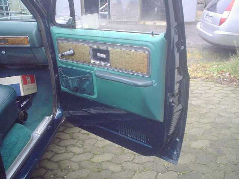 Chevrolet Verkauft : Pick up Cheyenne V8 / 5,7Ltr.